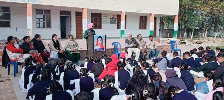 The students and staff celebrated the birthday of the country's first female teacher Bibi Savitri Bai Phule